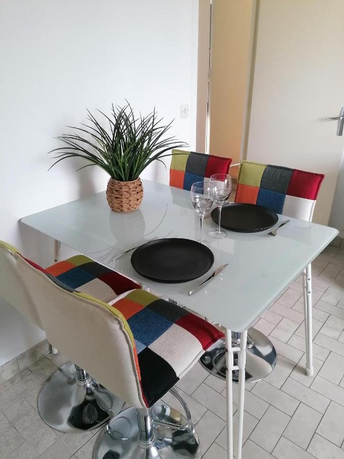 Studio "Douceur Angevine" Hotel Saint-Jean-des-Mauvrets ภายนอก รูปภาพ